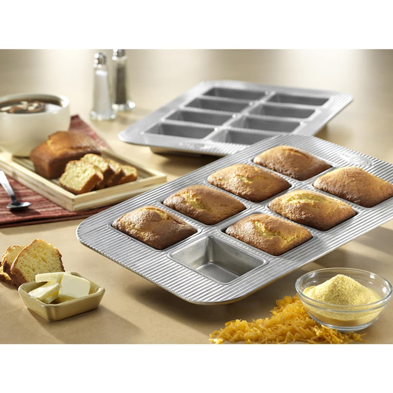 USA Mini Loaf Panel Pan – The Seasoned Gourmet