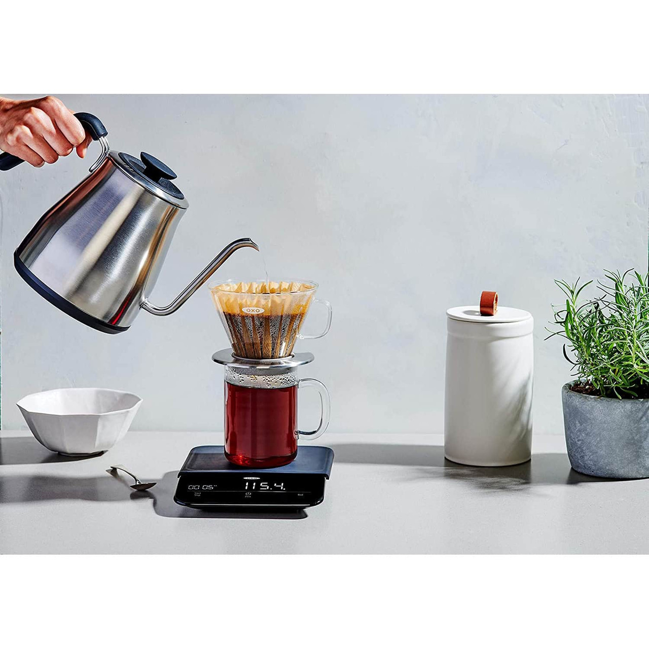 https://cdn11.bigcommerce.com/s-hccytny0od/images/stencil/1280x1280/products/3998/14647/oxo-brew-adjustable-temperature-pour-over-kettle-2__64467.1618134447.jpg?c=2?imbypass=on
