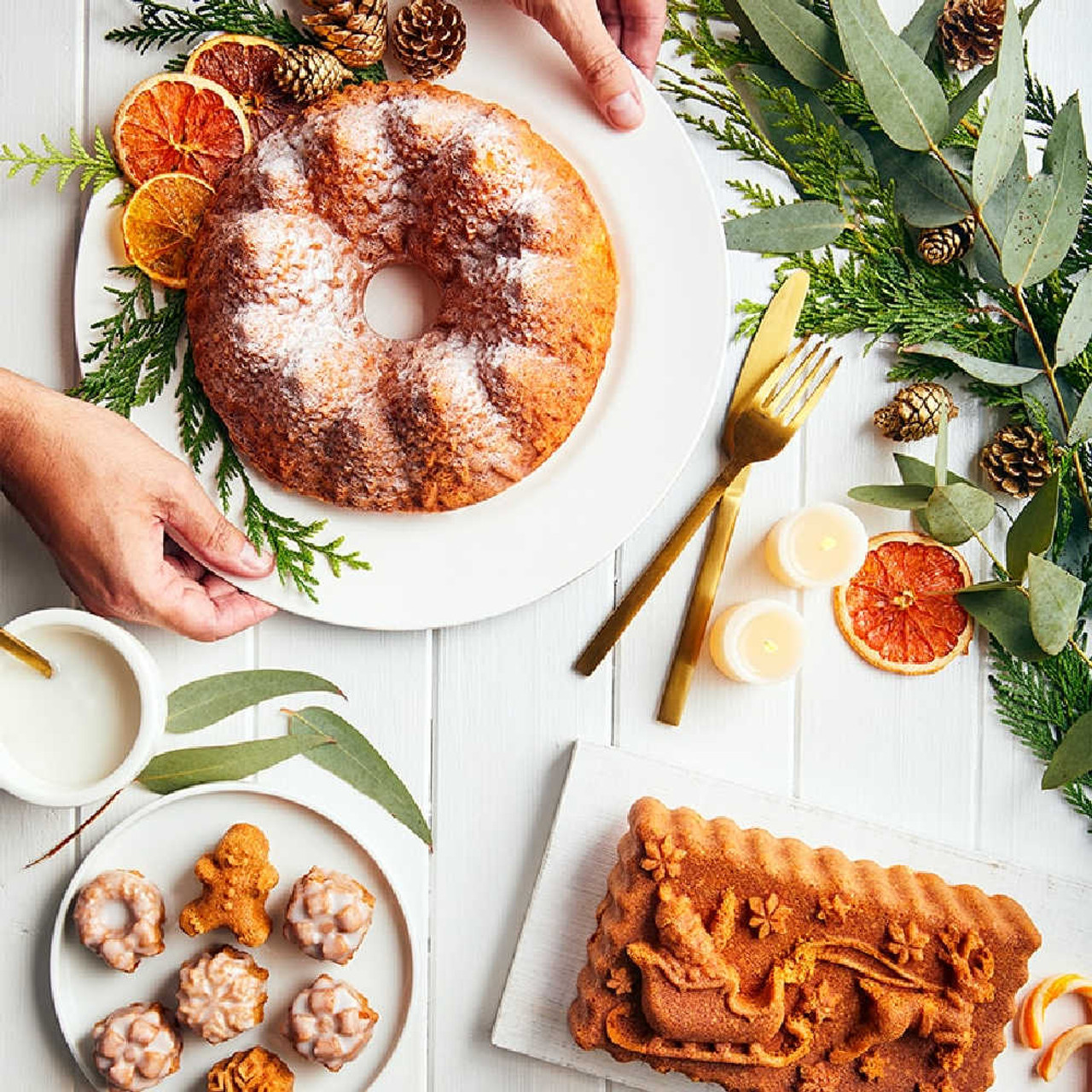 Nordic Ware Holiday Teacakes Pan