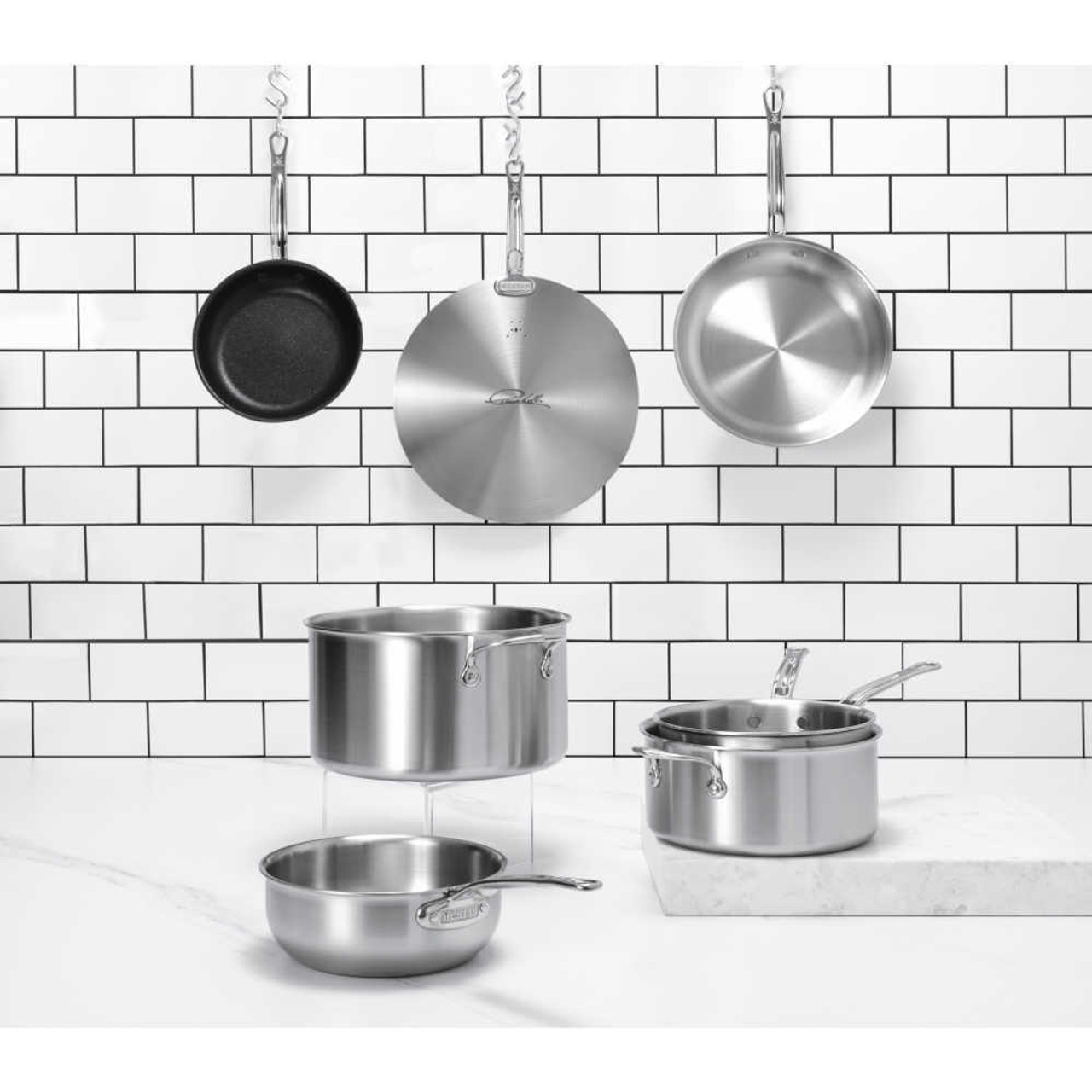 https://cdn11.bigcommerce.com/s-hccytny0od/images/stencil/1280x1280/products/4587/18432/Hestan_Thomas_Keller_Insignia_7-Piece_Cookware_Set__99617.1648693270.jpg?c=2?imbypass=on