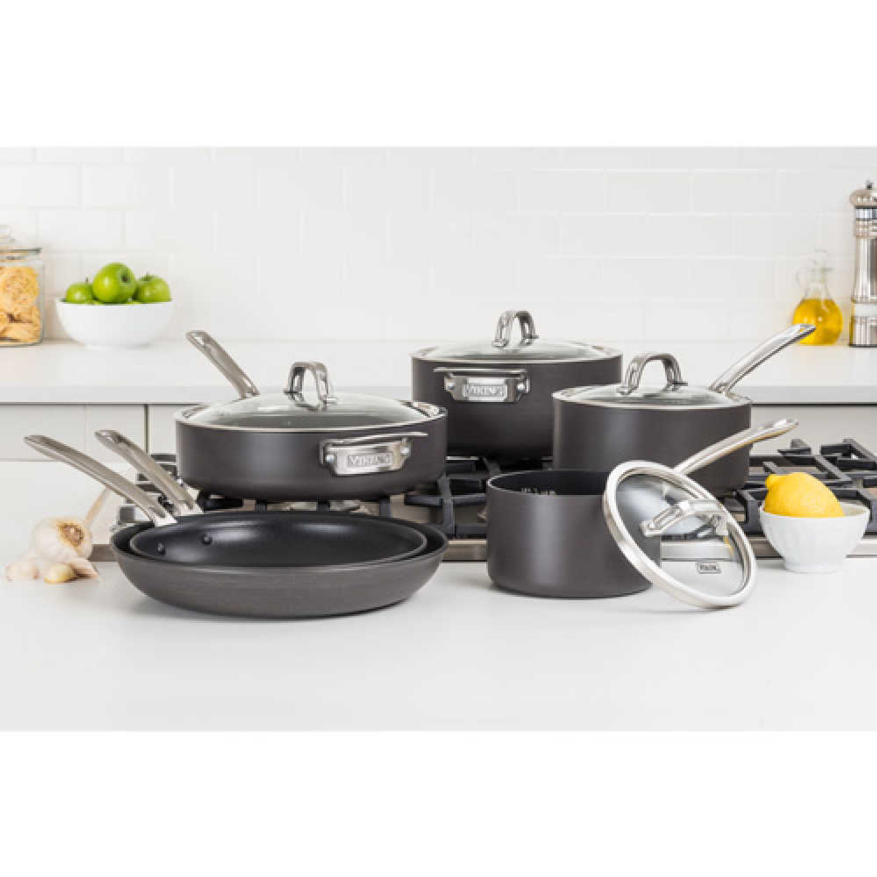 https://cdn11.bigcommerce.com/s-hccytny0od/images/stencil/1280x1280/products/4823/19660/Viking_Hard_Anodized_Nonstick_10-Piece_Cookware_Set_1__58982.1656020756.jpg?c=2?imbypass=on