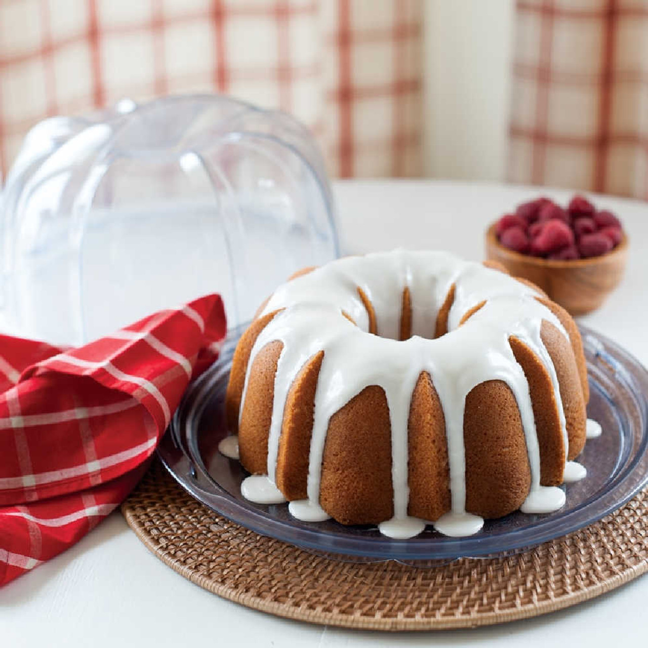 Nordic Ware Loaf Cake Keeper, Blue & Translucent Bundt Cake Keeper