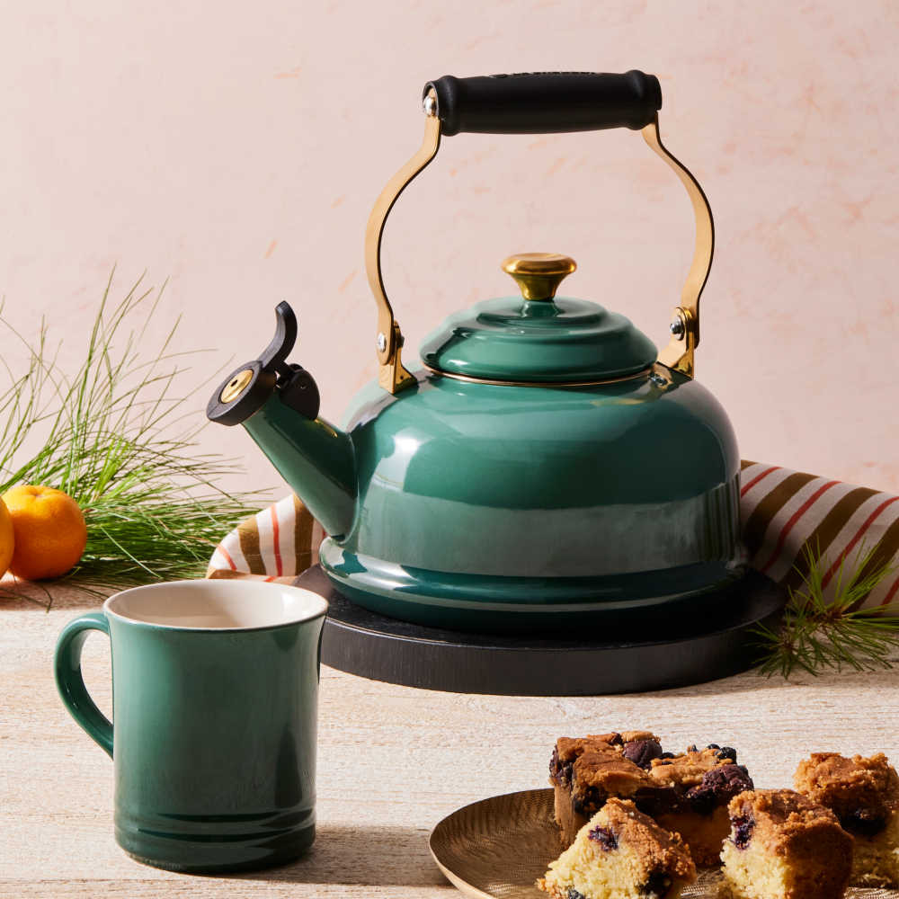 Le Creuset Kettle Olive Green Tea Kettle Le Creuset Classic Demi