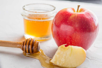 How Sweet It Is: Apples and Honey for Rosh Hashanah