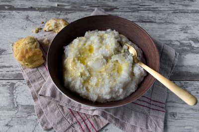 Eat These Grits: Southern-Style Cooking for Everyone