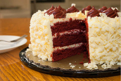 Red Velvet Cake: Decades of Decadence