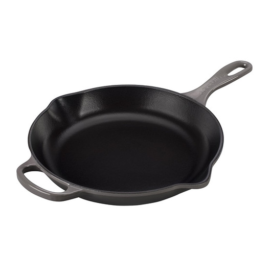 https://cdn11.bigcommerce.com/s-hccytny0od/images/stencil/532x532/products/1898/6461/le-creuset-signature-skillet-oyster-10in__33924.1.jpg