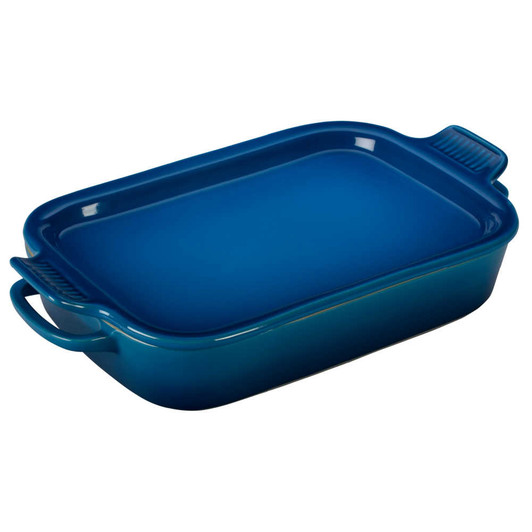 https://cdn11.bigcommerce.com/s-hccytny0od/images/stencil/532x532/products/3426/17578/Le_Creuset_Rectangular_Dish_With_Platter_Lid_Marseille__04460.1639773623.jpg?c=2