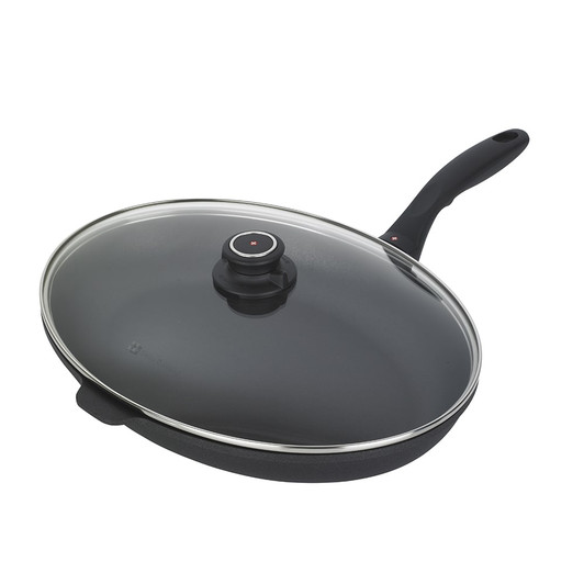 https://cdn11.bigcommerce.com/s-hccytny0od/images/stencil/532x532/products/3601/12853/swiss-diamond-xd-nonstick-oval-fish-pan__90721.1.jpg