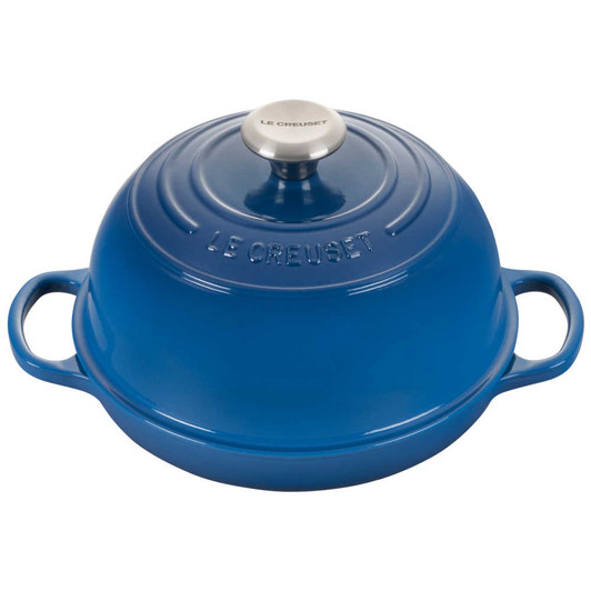 https://cdn11.bigcommerce.com/s-hccytny0od/images/stencil/532x532/products/4525/18103/Le_Creuset_Cast_Iron_Bread_Oven_Marseille__62593.1646884701.jpg?c=2