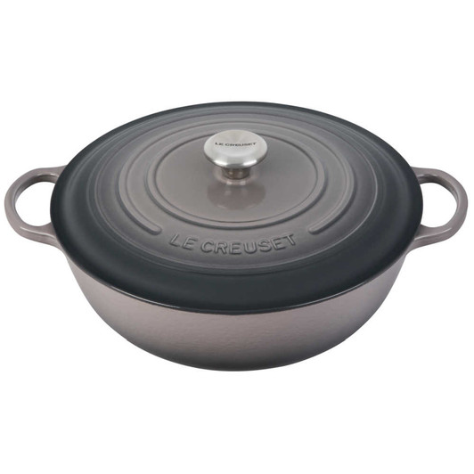 https://cdn11.bigcommerce.com/s-hccytny0od/images/stencil/532x532/products/5358/23238/Le_Creuset_Signature_Chefs_Oven_in_Oyster__37480.1680121360.jpg?c=2