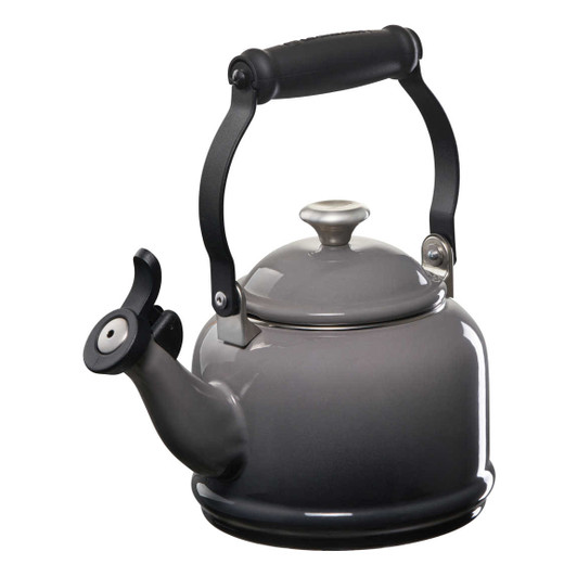 Le Creuset Demi Kettle in Oyster
