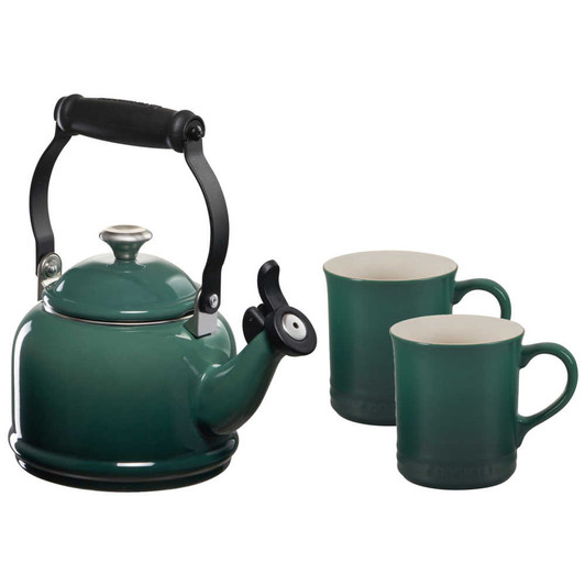 Le Creuset Demi Kettle and Mugs Set in Artichaut
