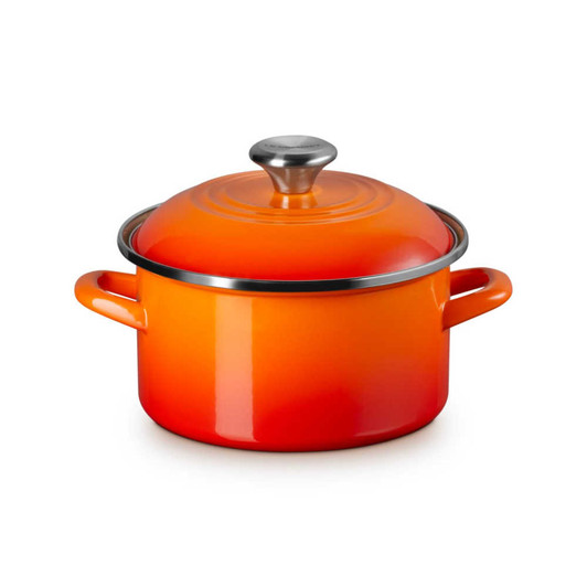 Le Creuset Petite Stockpot in Flame