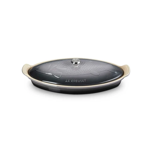 Le Creuset Heritage Fish Baker in Oyster
