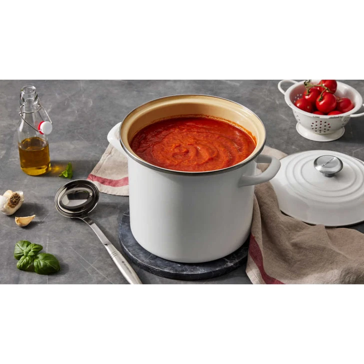 Le Creuset Stockpot in White