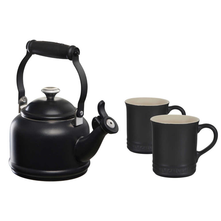 Le Creuset Demi Kettle and Mugs Set in Licorice