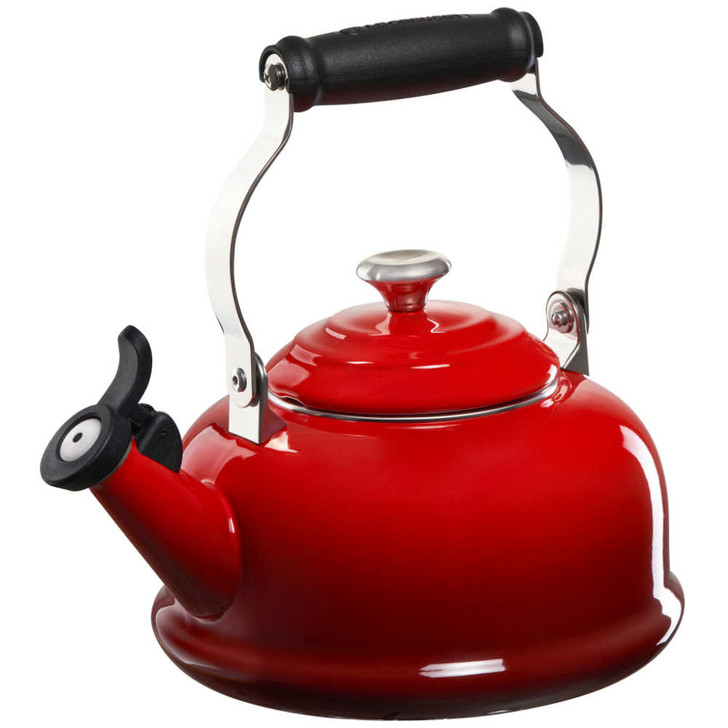 Le Creuset Classic Whistling Kettle in Cerise