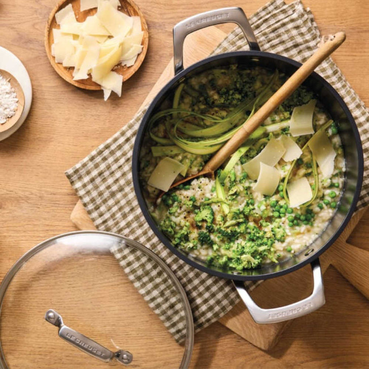 Le Creuset Essential Nonstick Ceramic 6.3-Quart Stockpot