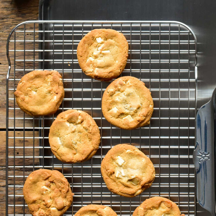 Hestan OvenBond Tri-Ply Medium Sheet Pan With Rack