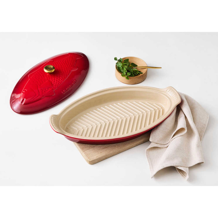 Le Creuset Heritage Fish Baker in Cerise