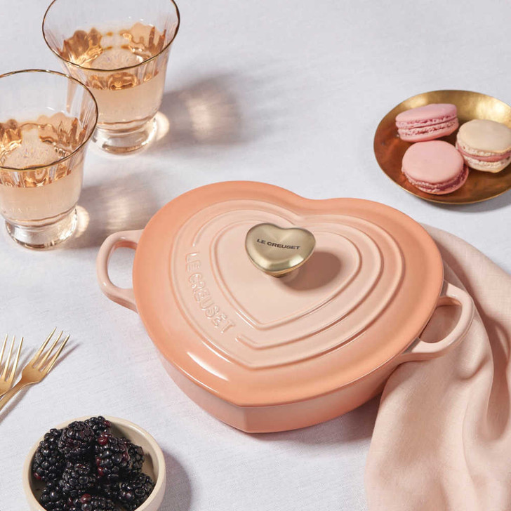 Le Creuset Shallow Heart Cocotte in Pêche