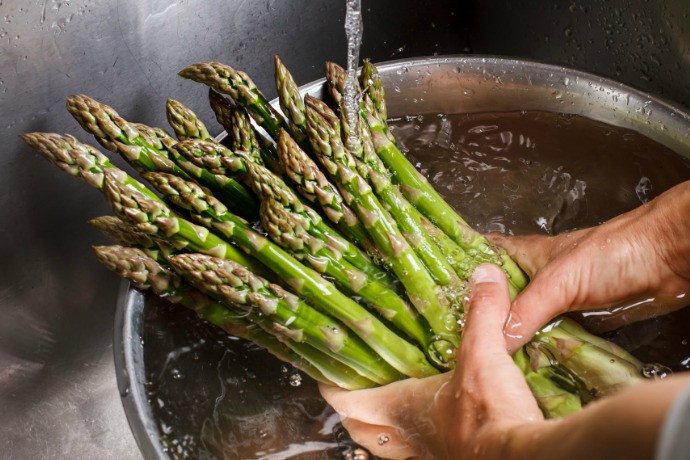 Eat Seasonally in March: Asparagus Recipes