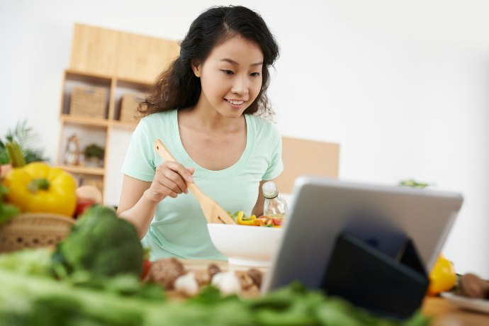 The Best Cooking Shows to Binge-Watch
