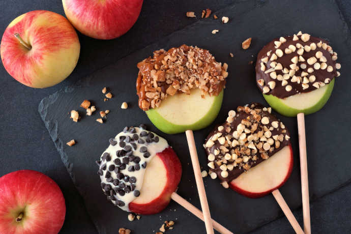 Candy and Caramel Apples the Easy Way
