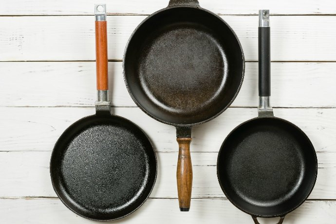 Types of Cookware: Cast Iron
