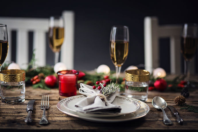Festive Dinnerware for Year-Round Entertaining