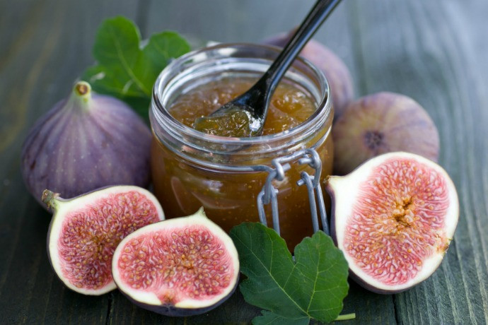 Eat Seasonally in August: Fresh Figs