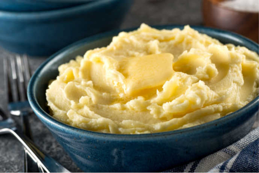 https://cdn11.bigcommerce.com/s-hccytny0od/images/stencil/832x750/uploaded_images/mashed-potatoes-1-.jpg?t=1574878596