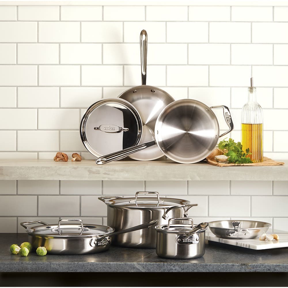 All-Clad Metalcrafters - All-Clad D3 Everyday cookware features an aluminum  core cloaked in stainless steel. Professional chefs love its fast and even  heating. Read our quick tips and you'll be cooking like