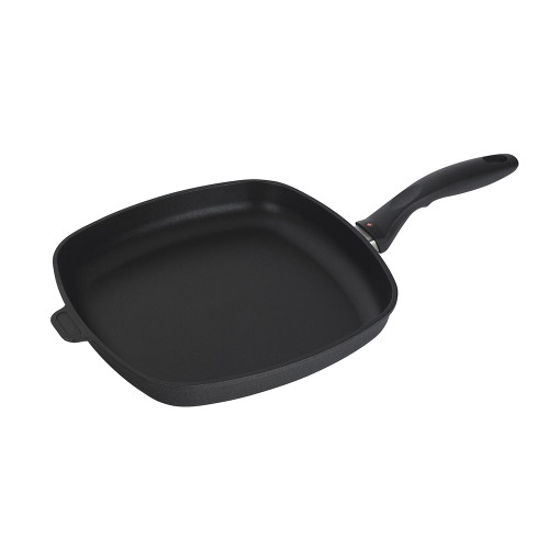 Swiss Diamond Induction Nonstick Square Saute Pan with Lid