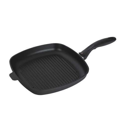 https://cdn11.bigcommerce.com/s-hccytny0od/products/3625/images/12923/swiss-diamond-xd-nonstick-square-grill-pan__96749.1601482333.500.750.jpg?c=2