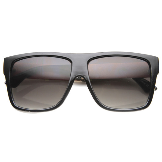 Unisex Square Sunglasses With UV400 Protected Gradient Lens