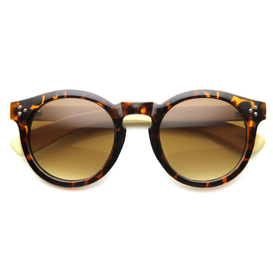 Eco-Friendly Genuine Bamboo Horned Rim P3 Key Hole Studded Round Sunglasses