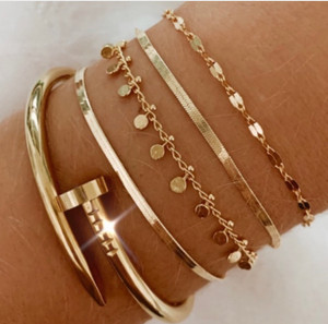 Nail screw gold plated bracelet 