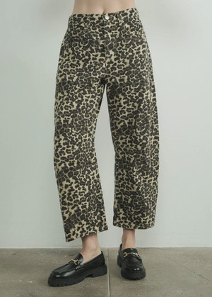 Leopard  fever barrel jeans