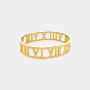 Gold Roman Numeral bracelet 