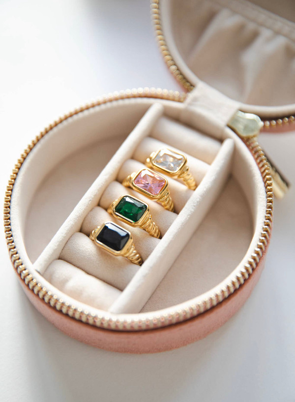 Green Emerald GP cocktail ring