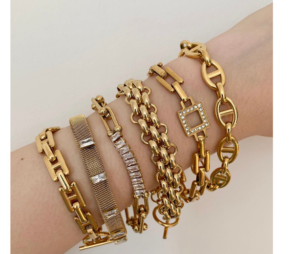 Crystal 18 karats gold plated chain bracelet
