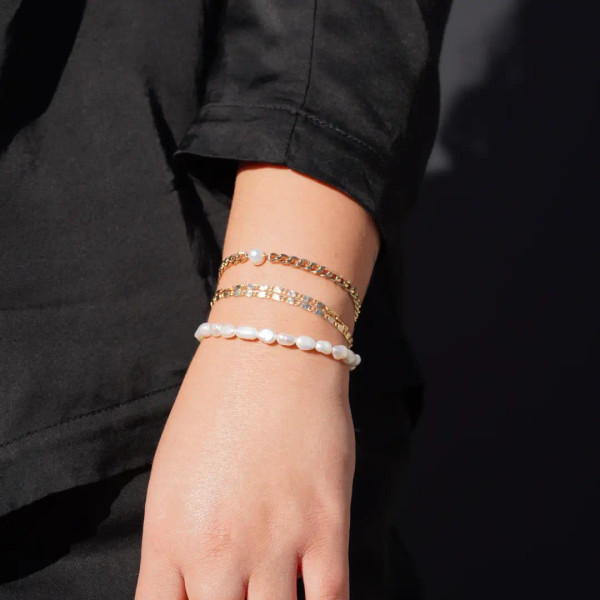 Monica fresh water pearl bracelet 