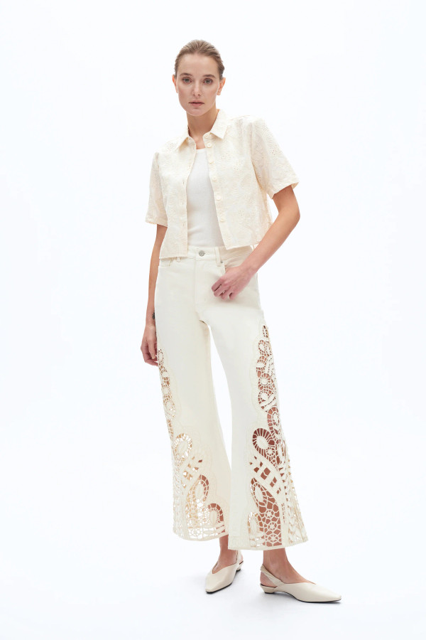 Lace details beige jeans