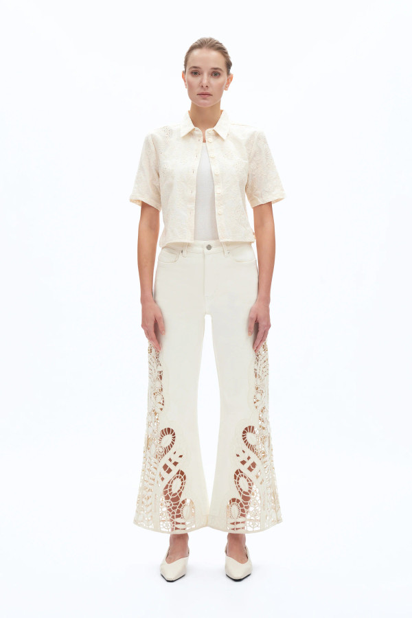 Lace details beige jeans