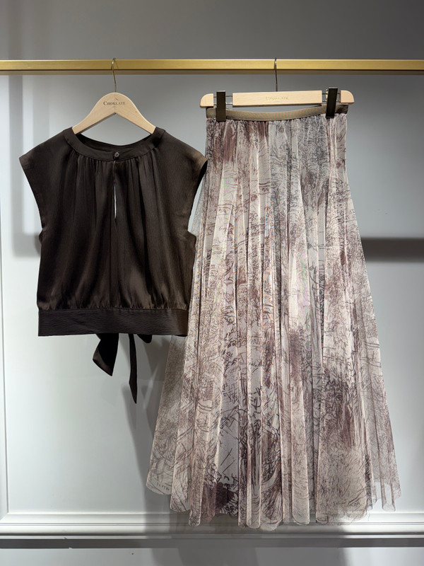 Parisian Tulle  brown toile skirt 
