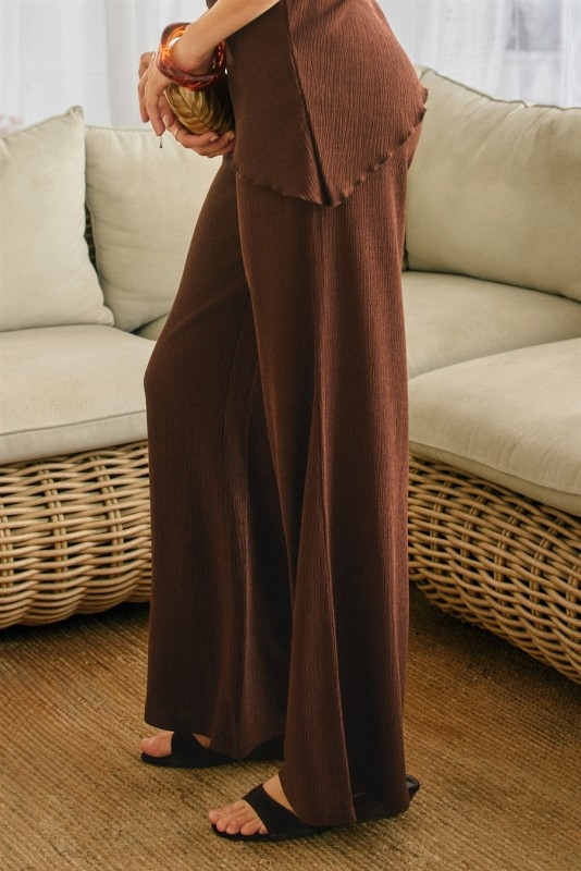 Twisted brown set