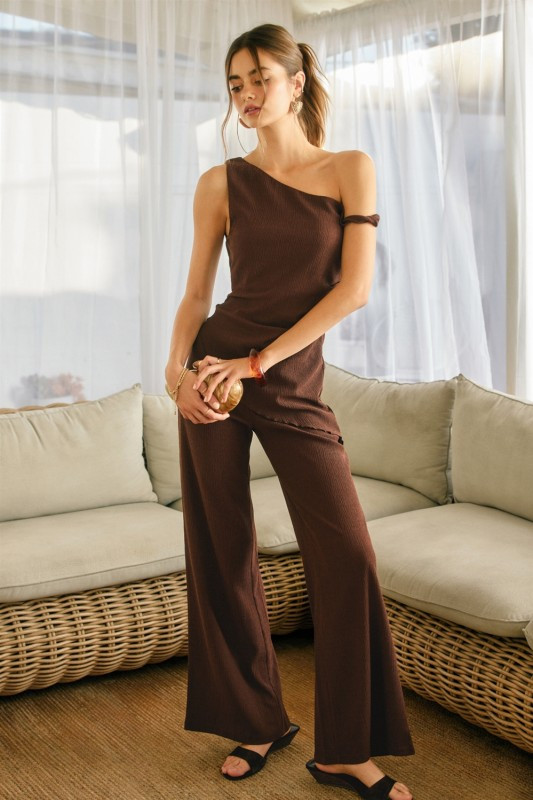 Twisted brown set