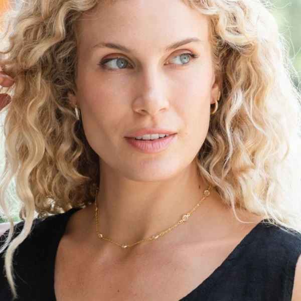 Crystal delicate gold plated necklace 